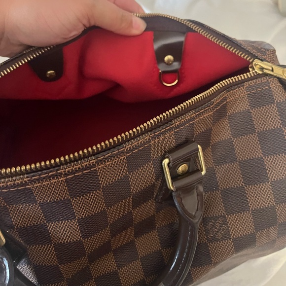 Authentic Louis Vuitton Speedy 30 - Picture 7 of 10